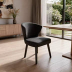 Sedia da pranzo HomeRoots con struttura in legno massello e seduta in cotone color carbone ed espresso