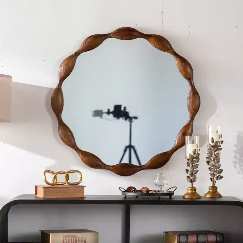 Specchio da parete rotondo 32,28, Specchio decorativo irregolare ondulato in stile rustico, Noce - ModernLuxe