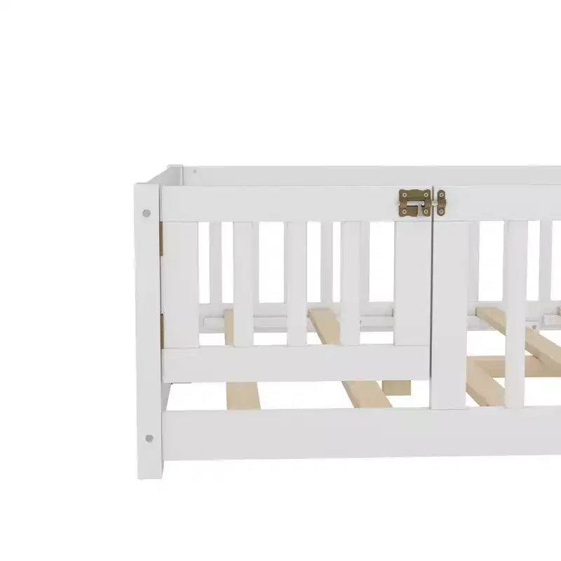 Bellemave Letto a terra per bambini in legno massello con sponde di sicurezza e porta rimovibile, letto a terra Montessori per bambini