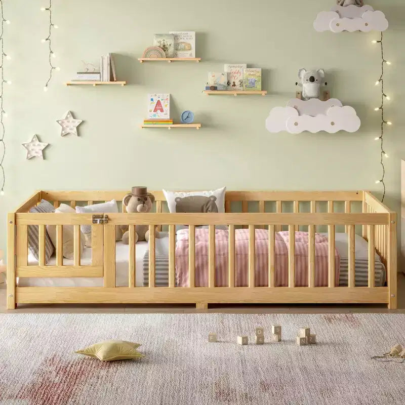 Bellemave Letto a terra per bambini in legno massello con sponde di sicurezza e porta rimovibile, letto a terra Montessori per bambini