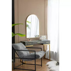 Specchio da parete arcuato 24 x 36 pollici con cornice in metallo dorato