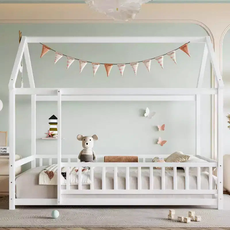 Okak Letto a Piattaforma Moderno Doppio/Matrimoniale in Pino con Tetto a Casetta e Recinzione, Letto in Legno per Camera dei Bambini, Camera da Letto