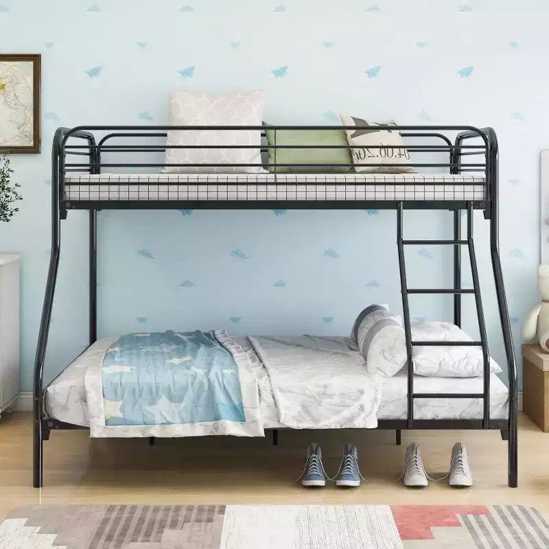 Bellemave Twin-Over-Full Metal Bunk Bed, Heavy-Duty Frame, Inclined Ladder, Reinforced Top Guardrail, Easy Assembly, Black, Space-Saving