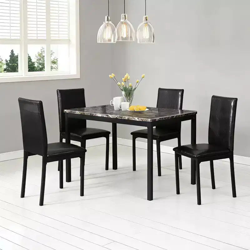 Set da pranzo GDFStudio Nolan da 5 pezzi con struttura in metallo e piano in finto marmo
