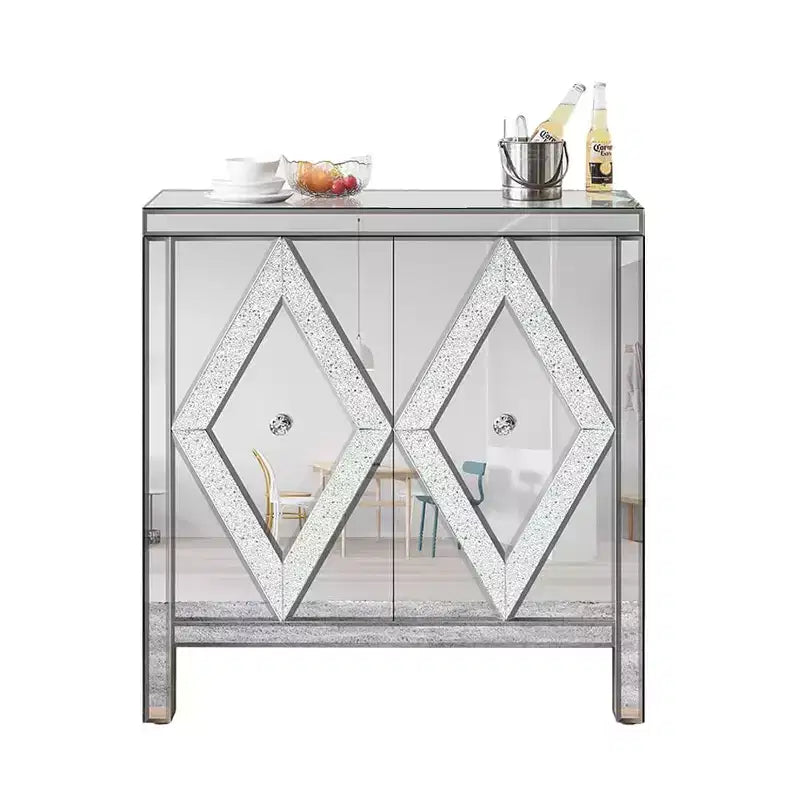 Credenza con bordo a specchio, mobile contenitore, tavolo consolle con motivo geometrico, 2 ante e maniglie effetto vetro