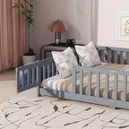 Letto a due piazze (Queen Size) con recinzione e porta, struttura in legno massello di caucciù, sponda di sicurezza, letto basso grande con recinzione e cancello