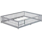 Letto a due piazze (Queen Size) con recinzione e porta, struttura in legno massello di caucciù, sponda di sicurezza, letto basso grande con recinzione e cancello