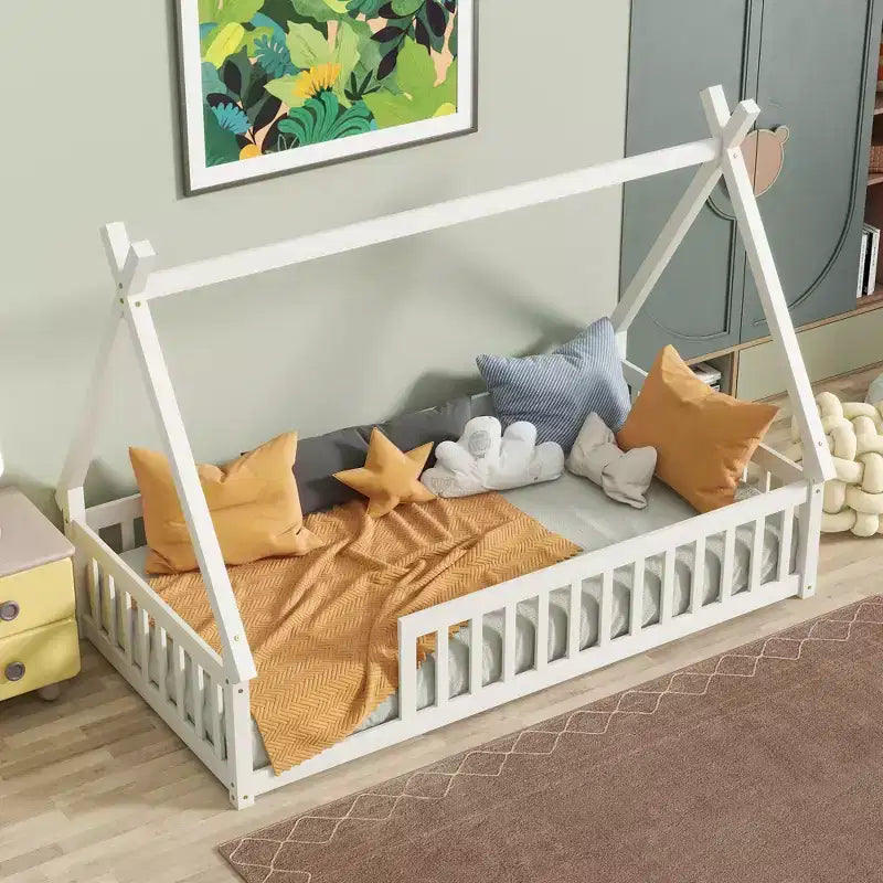 Letto a pavimento a forma di tenda Bellemave a una piazza con spondine e doghe