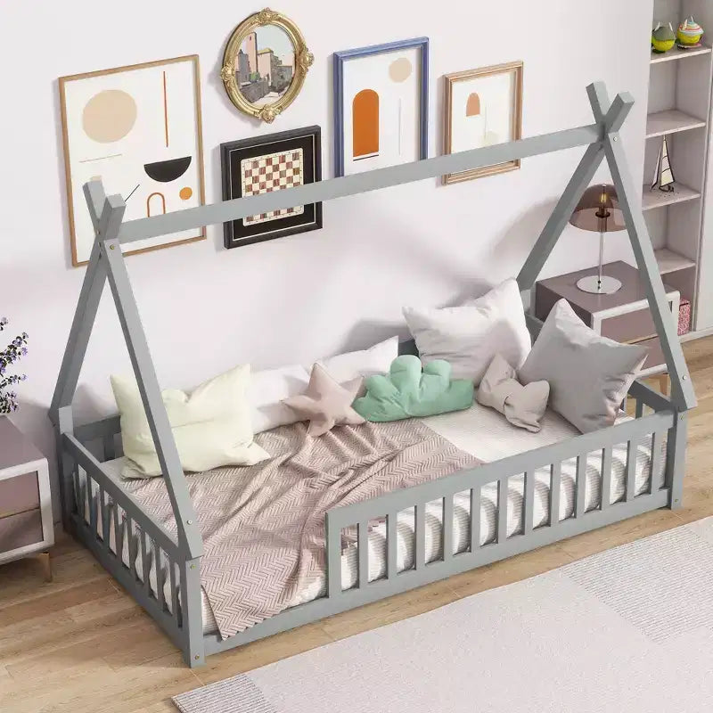 Letto a pavimento a forma di tenda Bellemave a una piazza con spondine e doghe