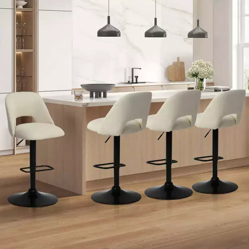 Set di 2 Sgabelli da Bar Girevoli Regolabili, Sgabelli da Bancone Imbottiti con Schienale e Base Nera, Altezza 61-81 cm - Panipeachy