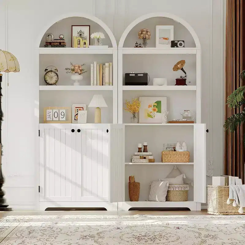 Mobile Moderno Bianco ad Arco da 72 pollici - Dispensa in Legno a 5 Ripiani Doppie Ante Ripiano Regolabile Maniglie Nere, Libreria Autoportante per Soggiorno