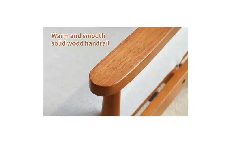 Poltrona di design moderno con struttura in legno massello e cuscino in tessuto felpato, seduta versatile per soggiorno, camera da letto
