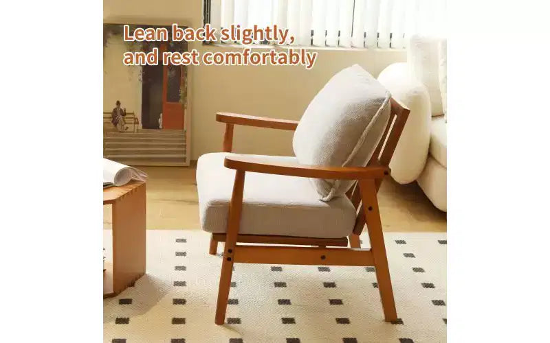 Poltrona di design moderno con struttura in legno massello e cuscino in tessuto felpato, seduta versatile per soggiorno, camera da letto