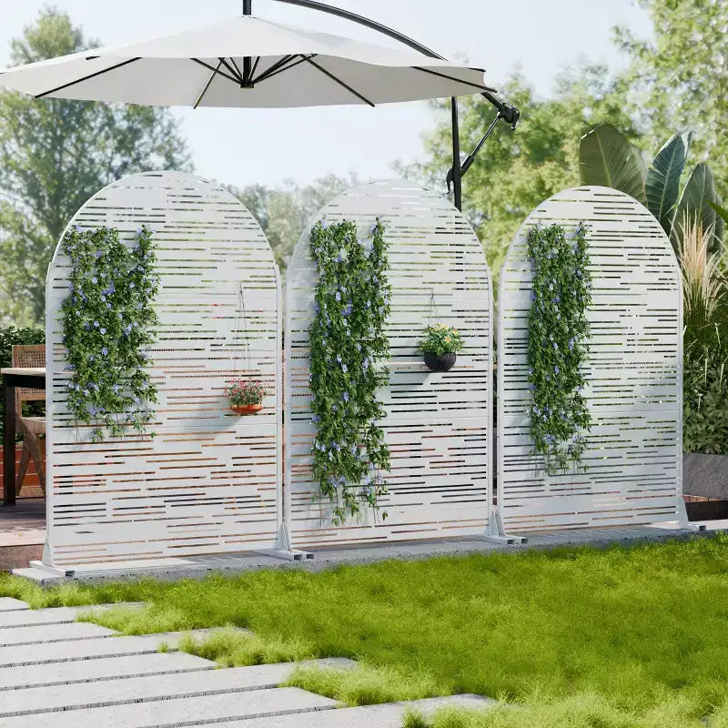 Paravento per esterni ad arco in metallo 72H x 47W Pannelli di recinzione autoportanti in bianco/marrone per giardino, patio, terrazza, cortile