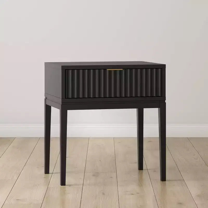 Comodino scanalato Jasper Wood nero